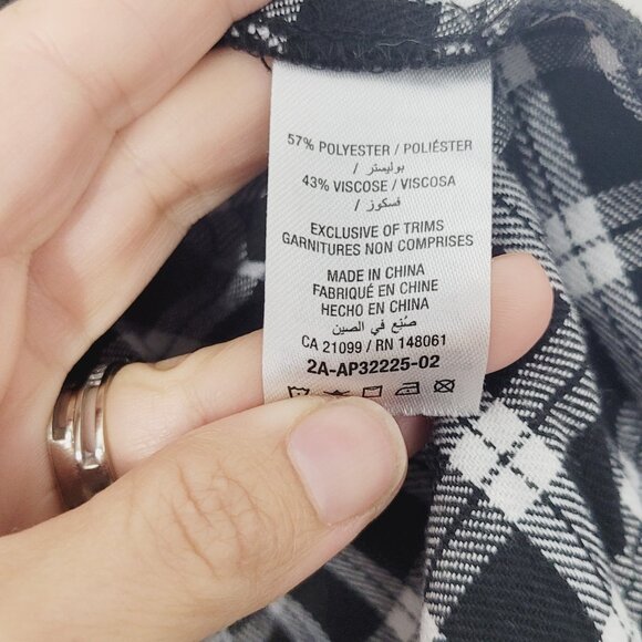Ardene 2Pc Set Black White & Beige Two Pleated Plaid Mini Skirts Size XL - Picture 7 of 16